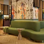 Hilton Garden Colosseum