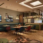 Hilton Garden Colosseum