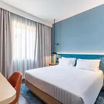 Hilton Garden Colosseum Hotel 4*