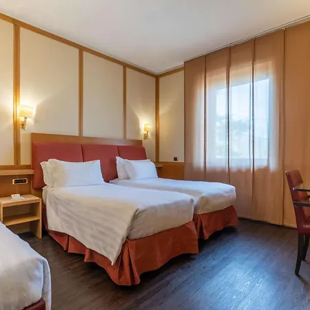 Western President - Colosseo Szálloda 4*