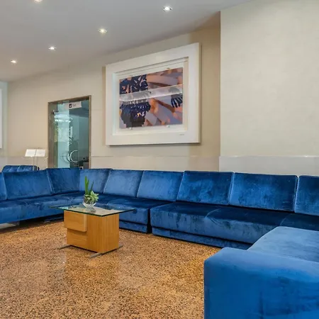 Hilton Garden Colosseum