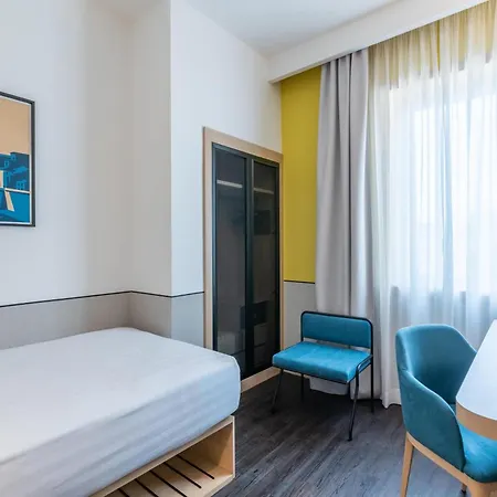 Hilton Garden Colosseum