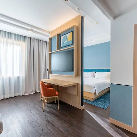 Hilton Garden Colosseum Hotel
