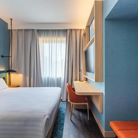 Hilton Garden Colosseum Hotel 4*