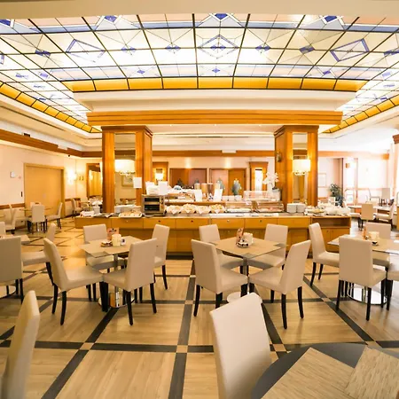 Hilton Garden Colosseum