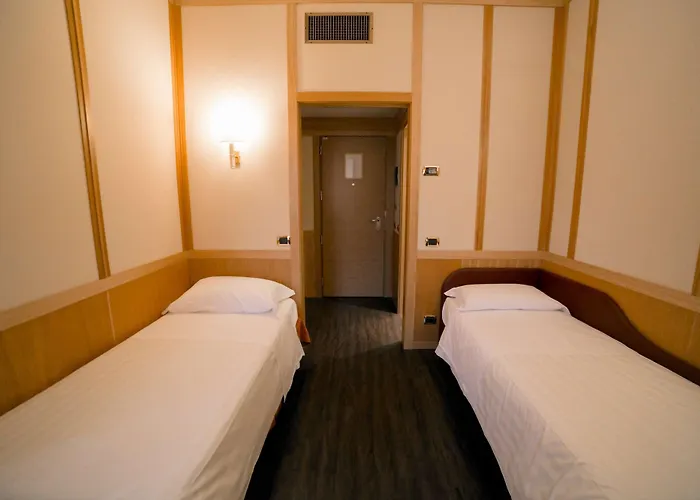 Hilton Garden Colosseum 4*