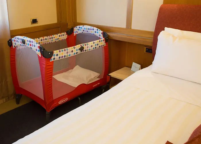 酒店 Hilton Garden Colosseum 4*