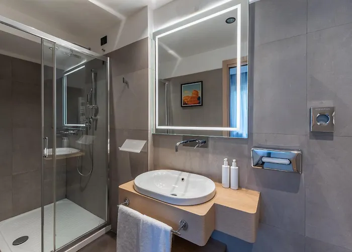 Hilton Garden Colosseum 酒店