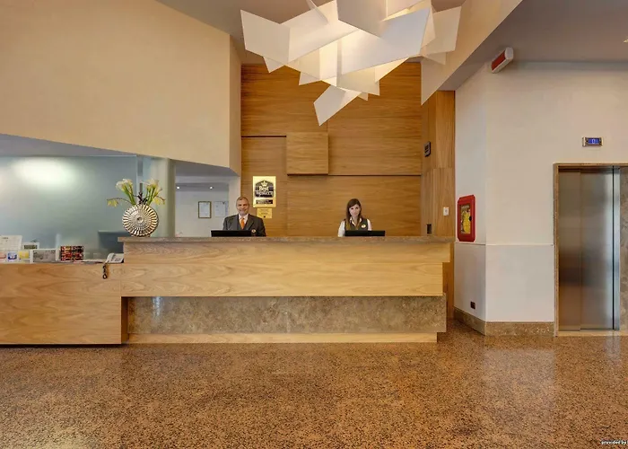 Hilton Garden Colosseum 4*