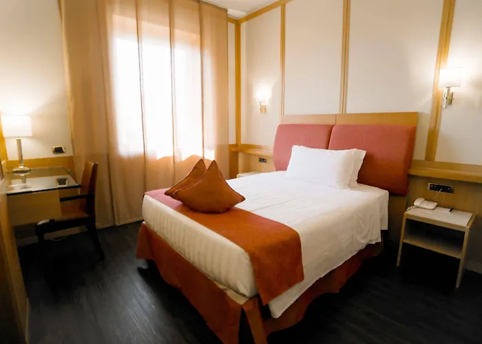 ホテル Hilton Garden Colosseum 4*